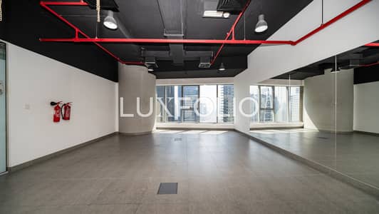 Office for Rent in Jumeirah Lake Towers (JLT), Dubai - Premium Tower | Available Now | Lake View