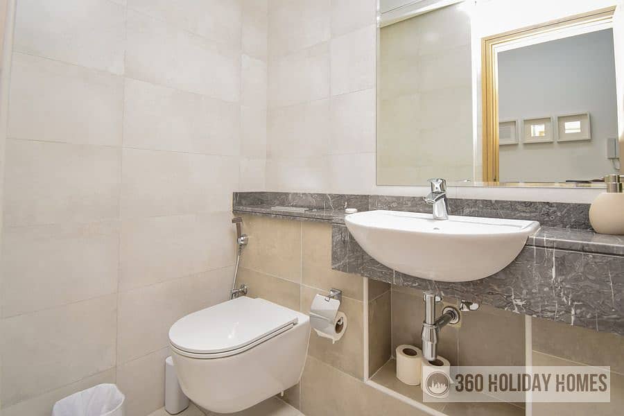 SPACIOUS 1BR | ROOFTOP POOL | SPRING-SUMMER DEAL - Image 11