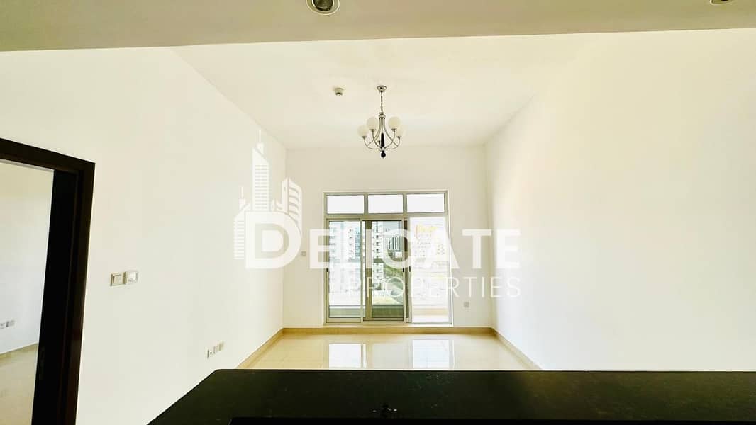 Vacant and Ready | Bright and Spacious