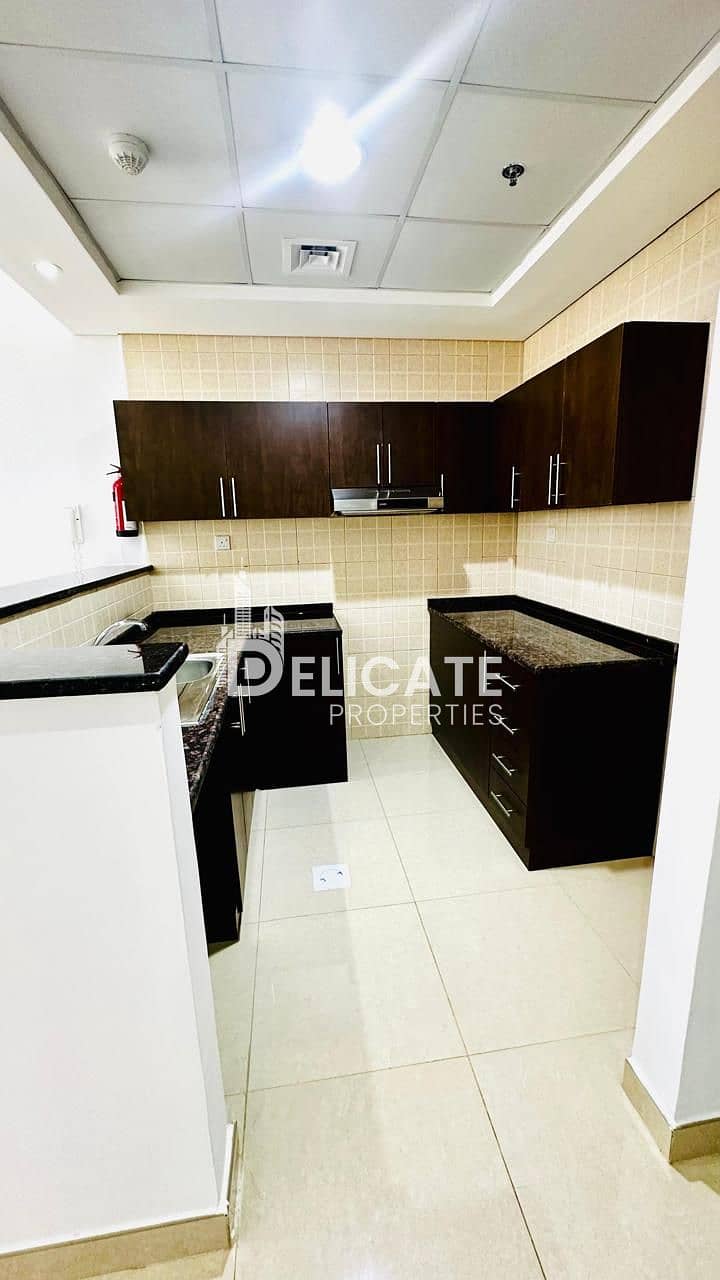 Vacant and Ready | Bright and Spacious