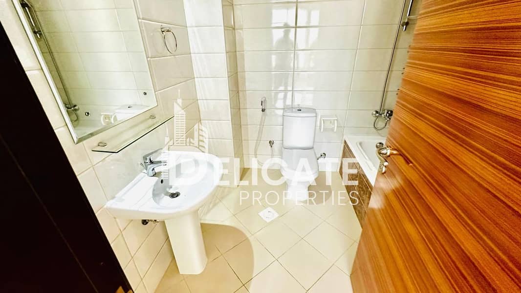 Vacant and Ready | Bright and Spacious - Image 11