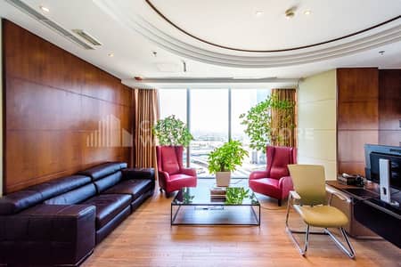 Office for Rent in Business Bay, Dubai - Fitted and Furnished | Easy Access to Dubai Metro