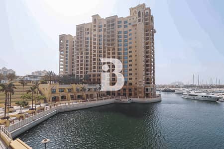 2 Bedroom Flat for Rent in Palm Jumeirah, Dubai - Full Sea View | Upgraded Unit | Beach Access
