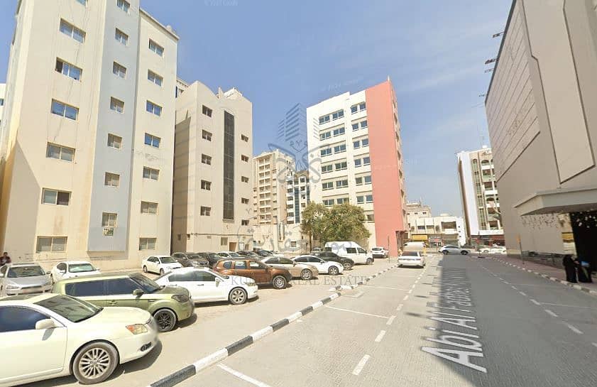 Участок в Бу Тина, 690000 AED - 12729920