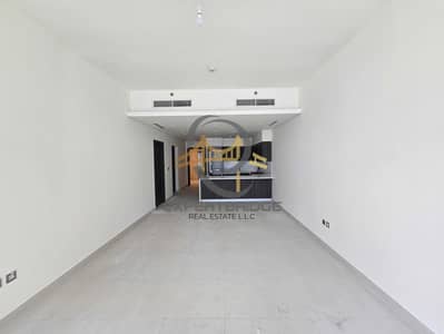 1 Bedroom Apartment for Rent in Business Bay, Dubai - Community View | Modern Apartment | Spacious Layout