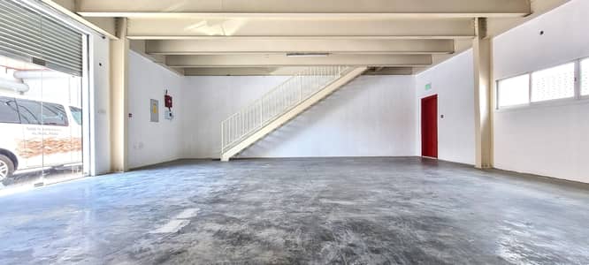 Warehouse for Rent in Deira, Dubai - compressed_20220905_114100. jpg
