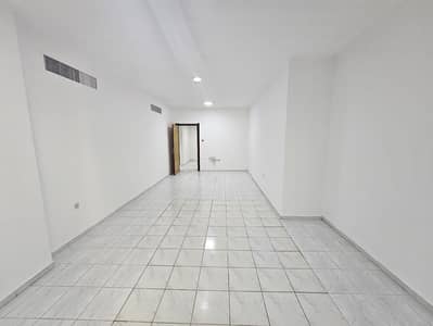 فلیٹ 3 غرف نوم للايجار في المجاز، الشارقة - IMG-20250908-WA0382. jpg