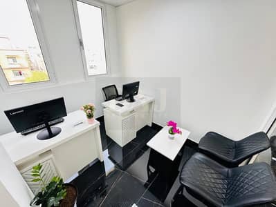 مکتب  للايجار في ديرة، دبي - 6e25c87d-8dcb-4c13-9e46-afdf7e041478. jpg