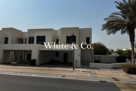 4 Bedroom Townhouse for Sale in Town Square, Dubai - Corner Unit | Larger Plot | Family Home