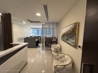 Office for Rent in Business Bay, Dubai - Bright Unit | Easy Access | Fully Fitted