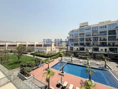 Pool and View | 1 BR | Large Balcony