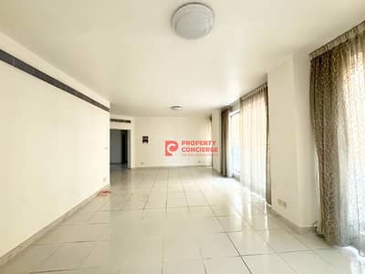 3 Bedroom Apartment for Rent in Bur Dubai, Dubai - Spacious 3BR I Well Maintained I No Commission
