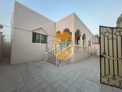 Amazing 3Bedroom Villa - Near RAK Hospital - Killer price