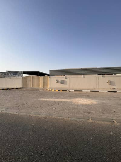 Warehouse for Sale in Al Sajaa Industrial, Sharjah - 2b7cf42a-e9e5-4c63-b34a-d9e372bde461. jpg