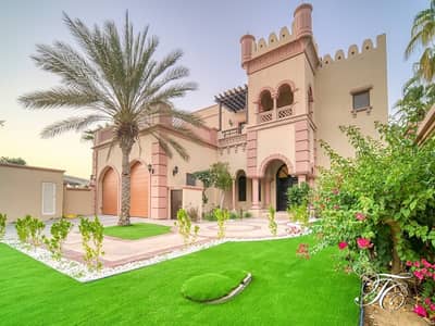 3 Bedroom Villa for Rent in Palm Jumeirah, Dubai - Direct Access to Beach| Full Furnished|Corner Plot