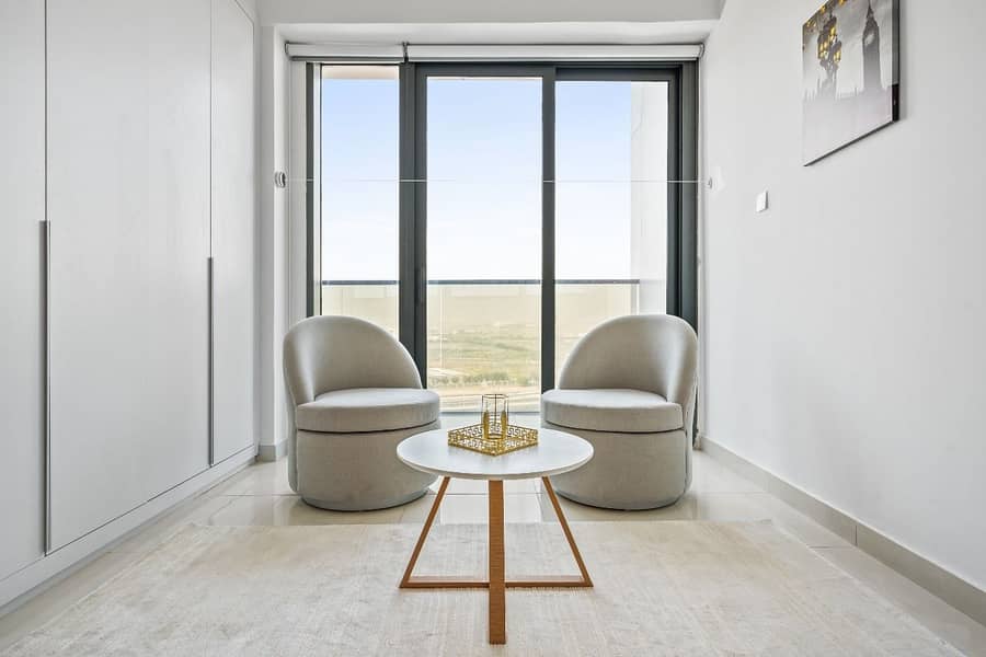 Newly Furnished II Ready To Move II Bright And Airy