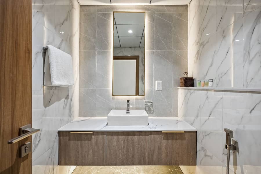 Newly Furnished II Ready To Move II Bright And Airy - Image 15