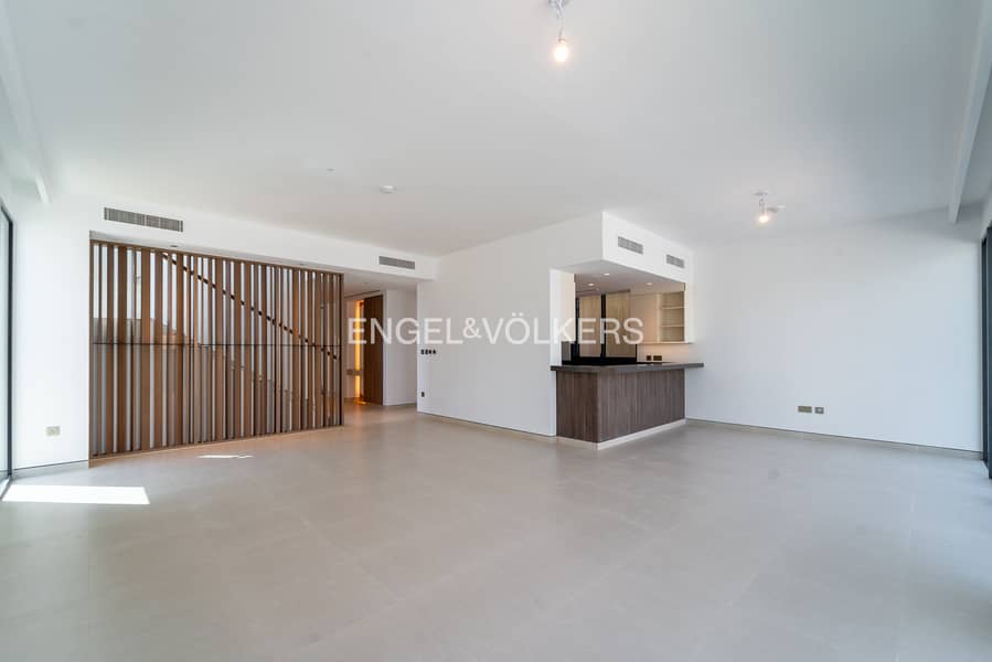 Corner Villa | Great Location | Vacant