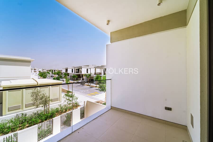 Corner Villa | Great Location | Vacant - Image 13