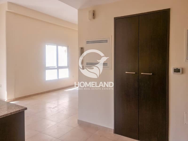 L Shape Studio | Pool View | Rented Unit - Image 10