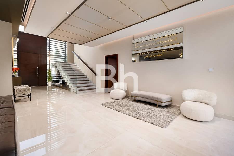 5BR Contemporary | Upgraded | Fully Furnished