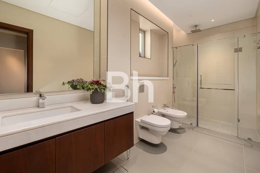 5BR Contemporary | Upgraded | Fully Furnished - Image 14
