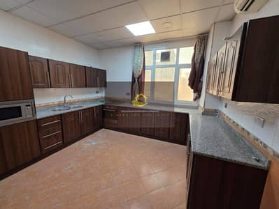 4 Bedroom Villa for Rent in Mohamed Bin Zayed City, Abu Dhabi - 3f27c9ae-e0f4-445e-bd34-6e20dfc5afaa. jpg