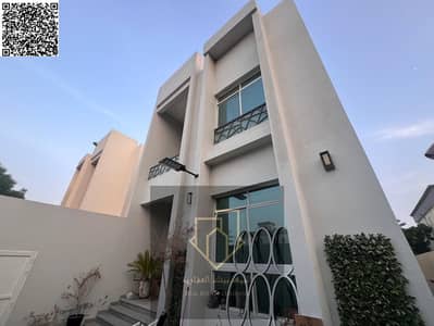 فلیٹ 5 غرف نوم للبيع في المويهات، عجمان - IMG-20250909-WA0102. jpg