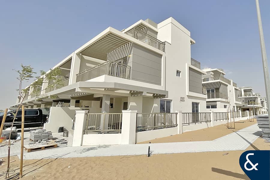 Brand New | 4 Beds | Vacant | End unit