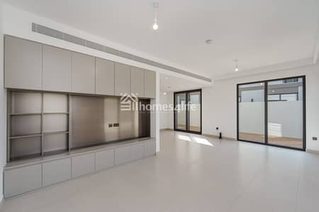 4 Bedroom Villa for Rent in Tilal Al Ghaf, Dubai - CLOSED KITCHEN | FULLY UPGRADED | ON PARK