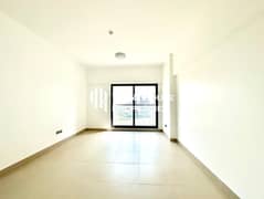 Premium Top Floor 2-BHK Apartment I Spacious Layout I Fully Fitted Kitchen | 30 Days Grace Period |