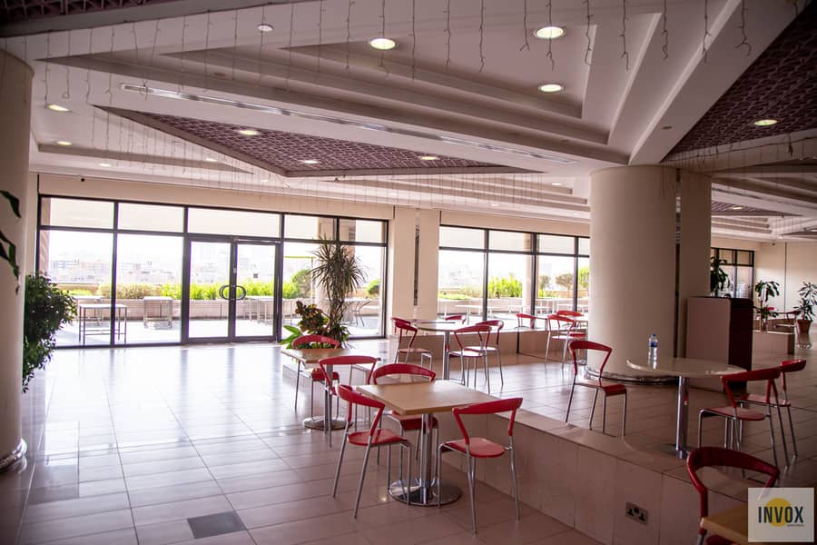 12 FoodCourt
