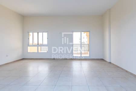 2 Bedroom Flat for Sale in Remraam, Dubai - Community View | Huge Unit | Elegant Layout