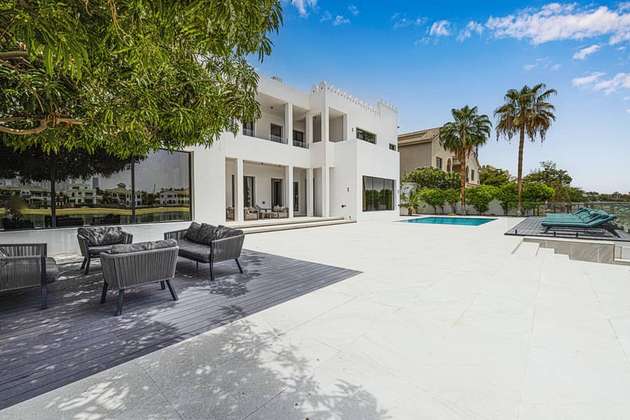 SEA VIEW | UPGRADED | MODERN | PRIVATE POOL | PRIVATE BEACH | SIGNATURE VILLA