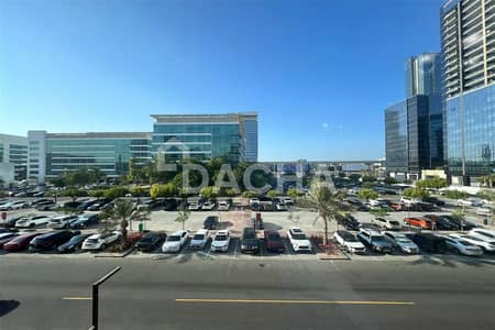 2 Bedroom Apartment for Sale in The Greens, Dubai - Open Views | Prime Location | Vacant On Transfer