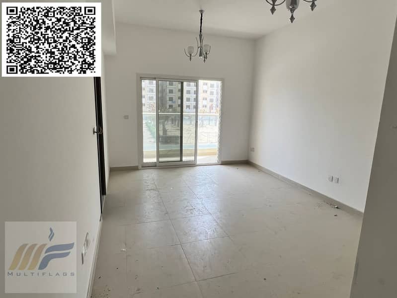 2 6e156d28-dd16-4a97-bf94-e1ae2b9c92b1. jpg