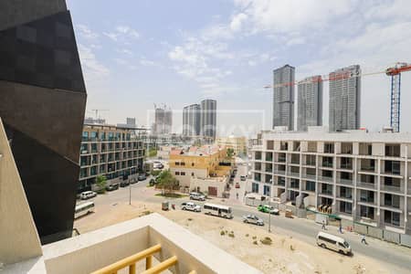 2 Bedroom Apartment for Rent in Jumeirah Village Circle (JVC), Dubai - Lavish 2 Bedroom| Spacious Layout | Fitted Kitchen