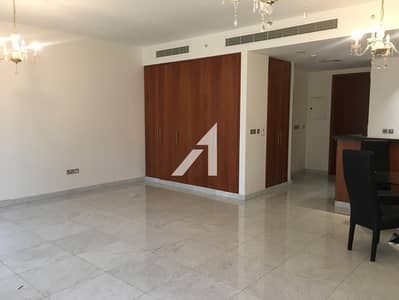 Studio for Rent in DIFC, Dubai - Bright Studio with DIFC View in Central Park
