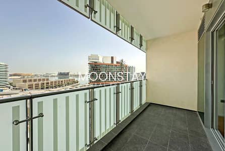 1 Bedroom Apartment for Rent in Al Raha Beach, Abu Dhabi - Sea View | High Floor | Prime location