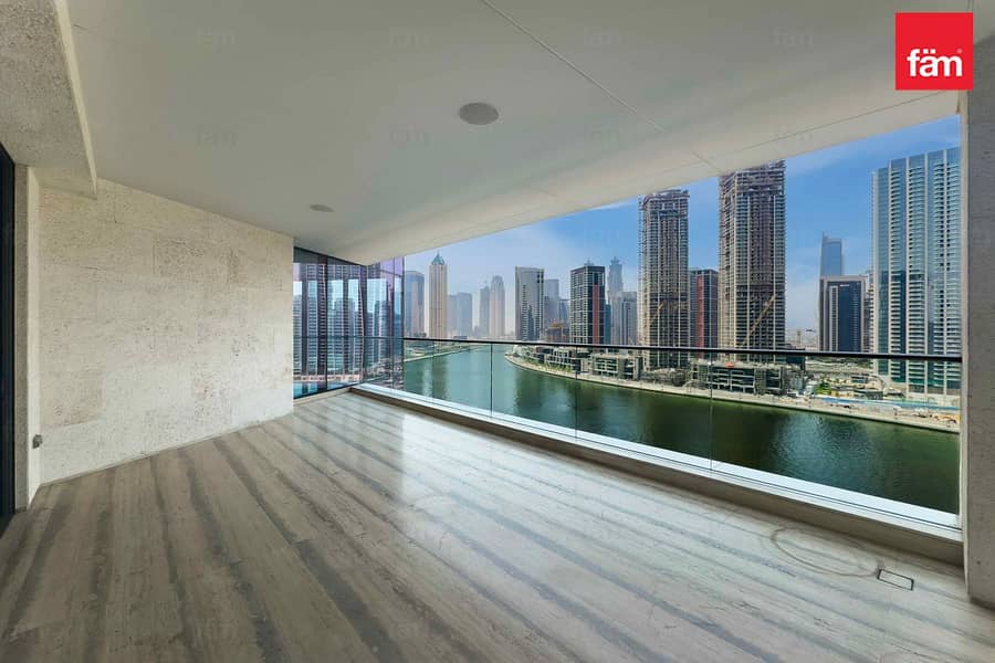 Canal Views | Waterfront Living | Luxury Canal Views | Waterfront Living | Luxury