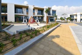 Area Expert | Genuine Listing | Park Backing