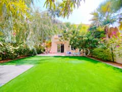 NEWLY RENOVATED / LAKE VIEW / READY TO MOVE