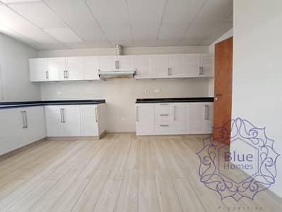 3 Bedroom Flat for Rent in Bur Dubai, Dubai - 20250909_115908. jpg