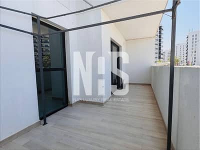 1 Bedroom Apartment for Rent in Al Raha Beach, Abu Dhabi - Luxury Furnishing | 1 BHK | Balcony w/ Water Views