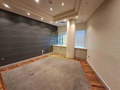 مکتب  للايجار في بر دبي، دبي - IMG-20250909-WA0022. jpg