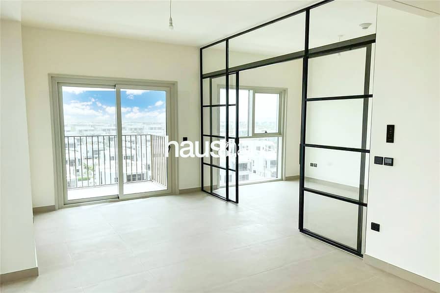 Vacant | Villa View | Great Amenities