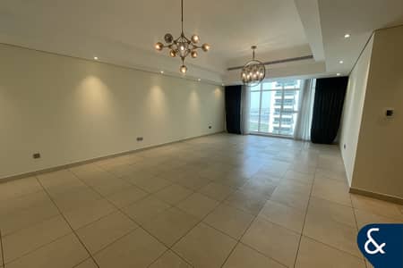 2 Bedroom Apartment for Rent in Jumeirah Lake Towers (JLT), Dubai - Upgraded | Lake View | Spacious 2+M