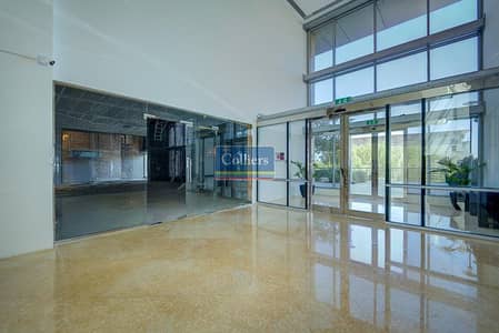 Shop for Sale in DIFC, Dubai - Shell and Core | Spacious | High ROI Opportunity