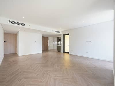 1 Bedroom Flat for Sale in Jumeirah Beach Residence (JBR), Dubai - Luxury Upgraded | Vacant | Prime Location