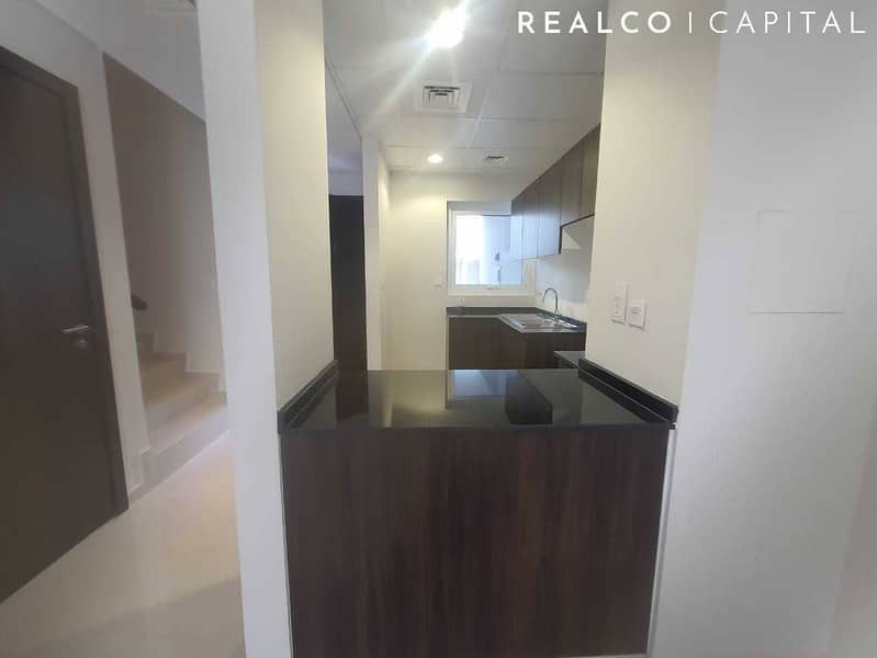 SEMI FURNISHED 3 BEDROOM TOWN HOUSE FOR RENT - Image 6